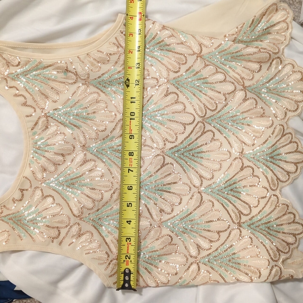 Lulu's sequin seashell tank - Picture 11 of 13